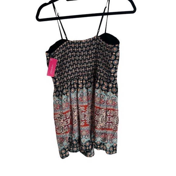 NWT! Xhilaration Spaghetti Straps Tribal Print Romper in Women’s Medium - Picture 4 of 12